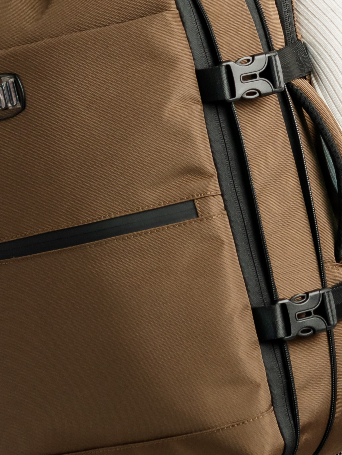 Mochila viajera al vacío + Compresión de aire